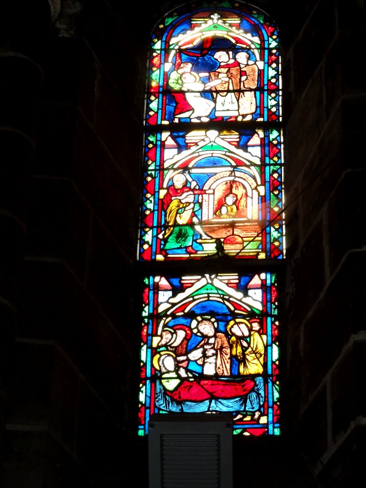 Fresnay-sur-Sarthe, église Notre-Dame, vitrail (10)
