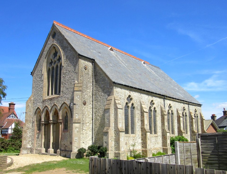 Freshwater United Reformed Church, Guyer's Road, Freshwater (May 2016) (3)