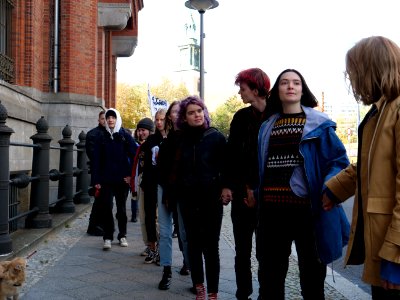 FridaysForFuture protest Berlin 11-10-2019 human chain at Rotes Rathaus 01