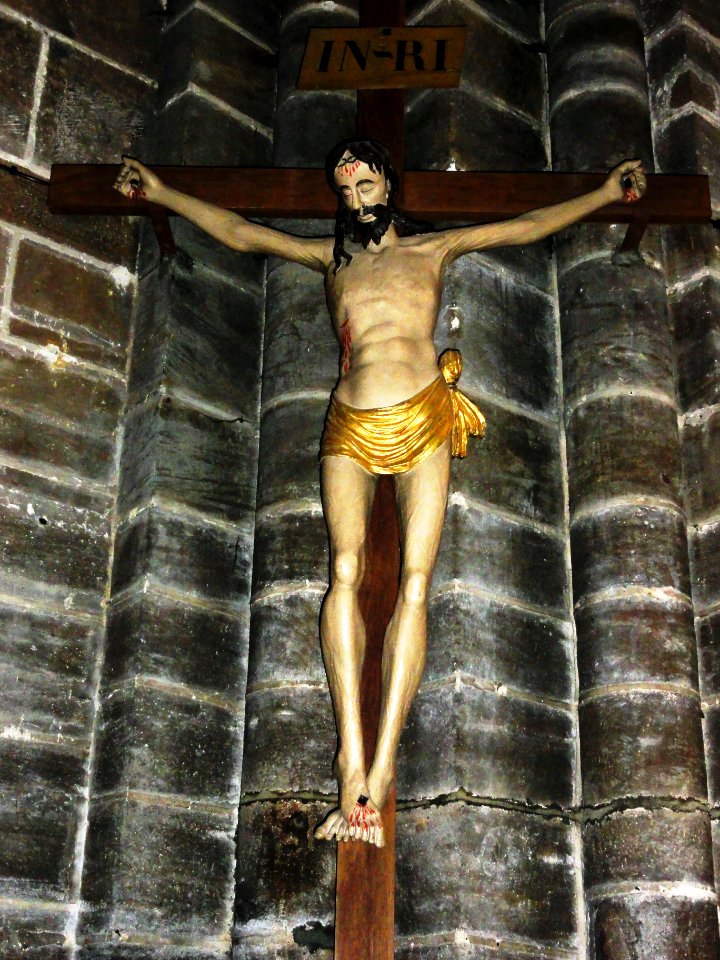 Fresnay-sur-Sarthe, église Notre-Dame, Croix