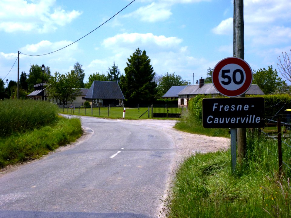Fresne-Cauverville (Eure, Fr) city limit sign Fresne