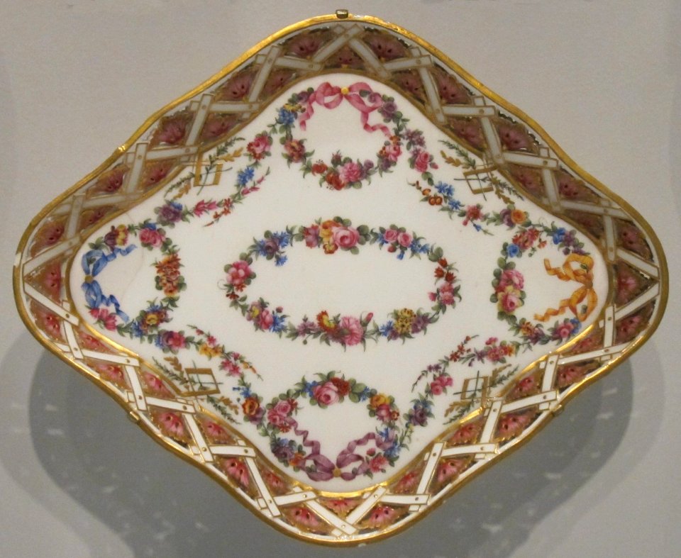 French tray, c. 1770, Sévres, soft-paste porcelain, Honolulu Museum of Art