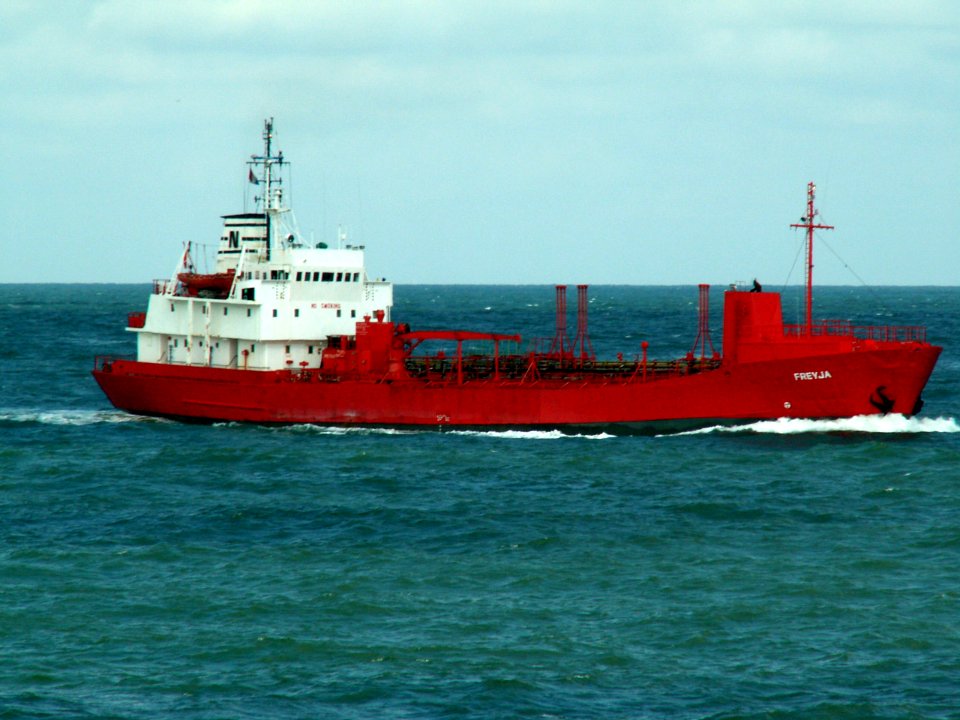 Freyja approaching Port of Rotterdam, Holland 06-Aug-2005