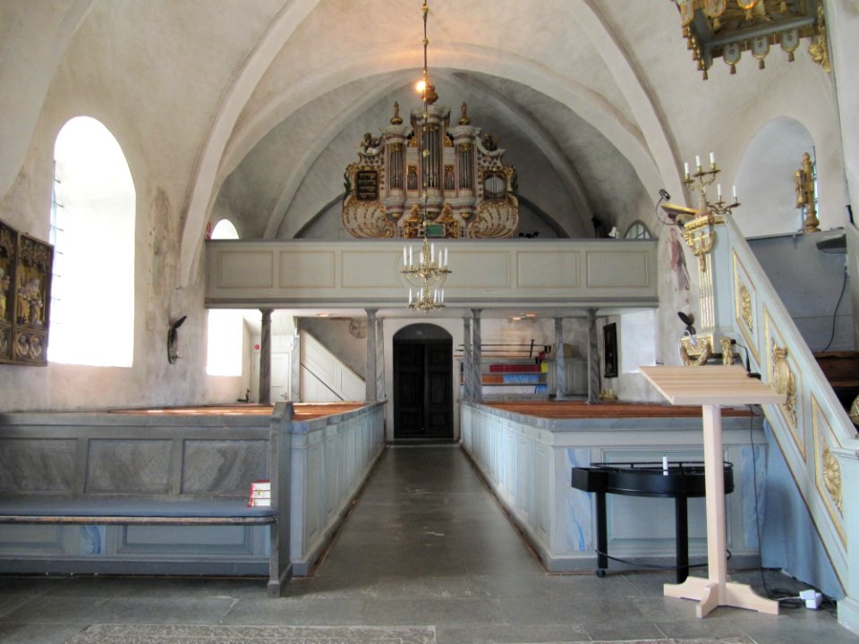 Frestakyrka int04