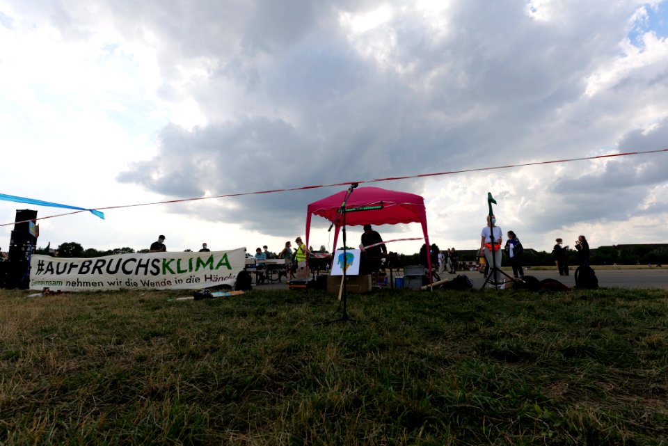 FridaysForFuture dance protest Berlin 2021-07-02 08