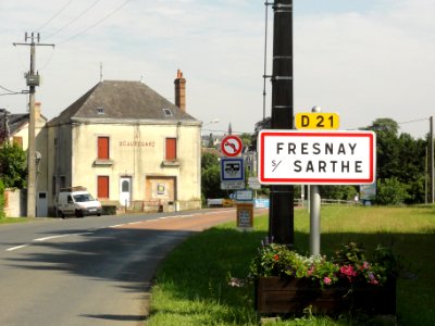 Fresnay-sur-Sarthe, entrée