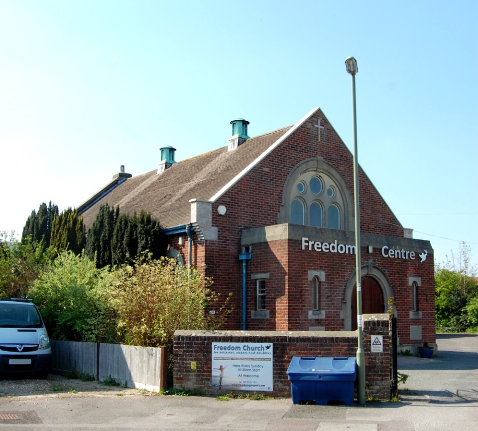 Freedom Centre (Brockhurst Baptist Church), Netherton Road, Brockhurst, Gosport (April 2019) (5)