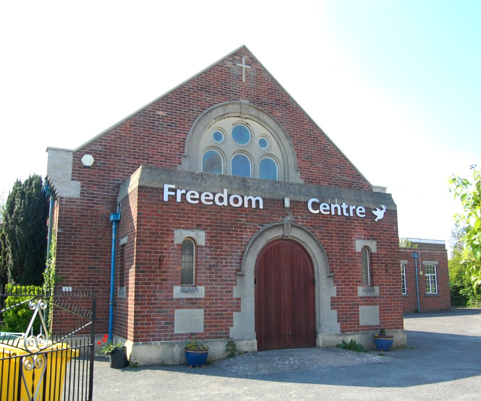 Freedom Centre (Brockhurst Baptist Church), Netherton Road, Brockhurst, Gosport (April 2019) (4)