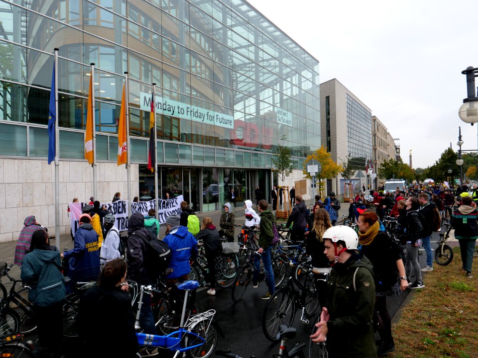 FridaysForFuture bike demonstration Berlin 27-09-2019 26