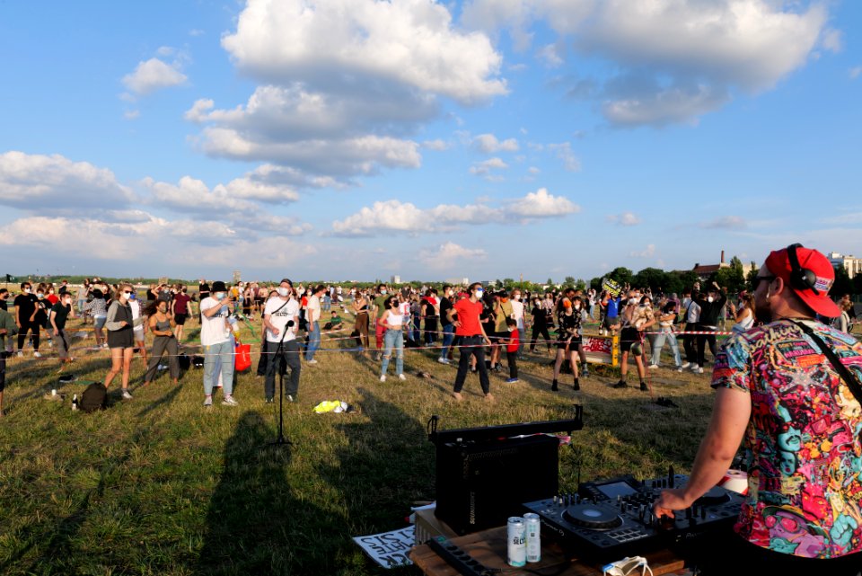 FridaysForFuture dance protest Berlin 2021-07-02 130