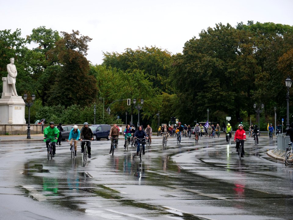 FridaysForFuture bike demonstration Berlin 27-09-2019 24