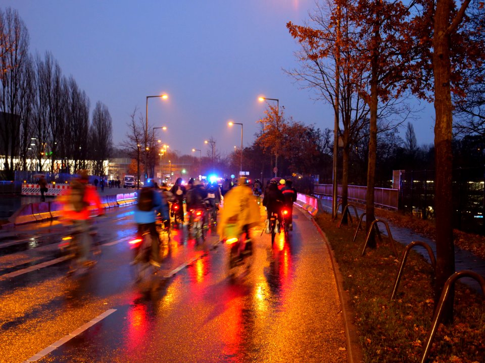 FridaysForFuture protest Berlin 06-12-2019 bicycle demonstration 30