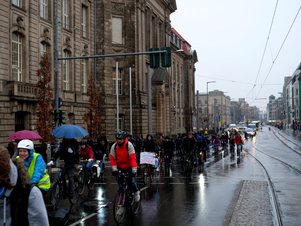 FridaysForFuture protest Berlin 06-12-2019 bicycle demonstration 08