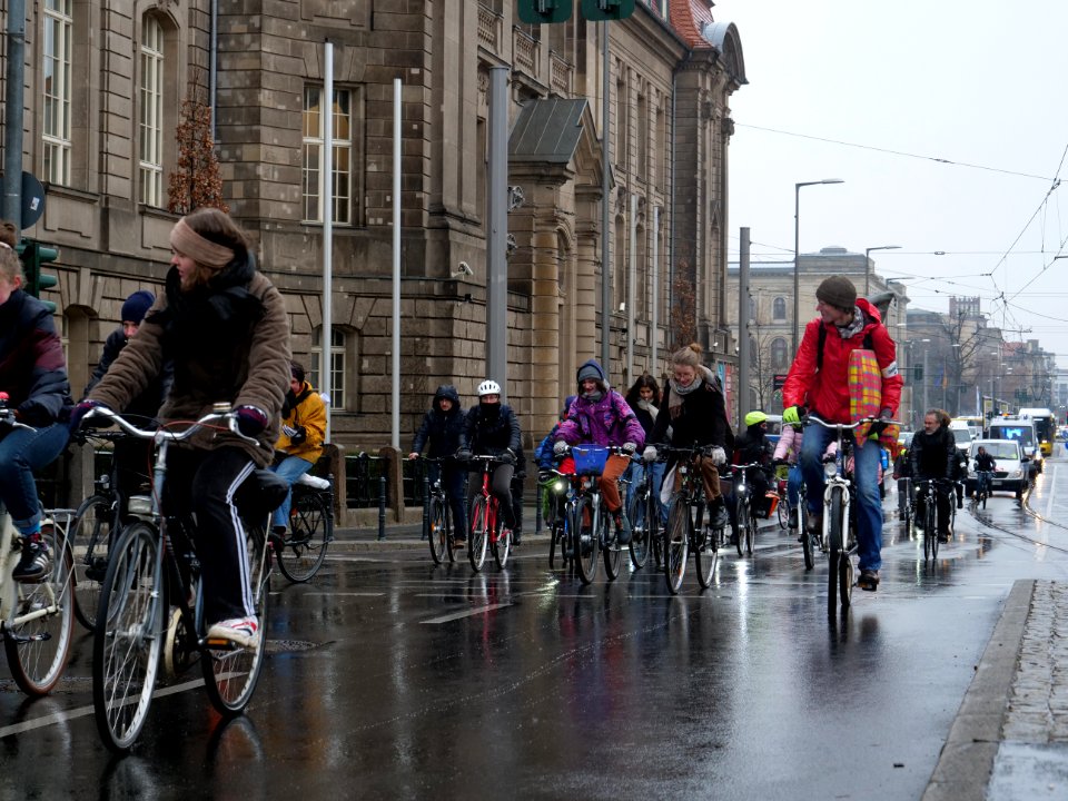 FridaysForFuture protest Berlin 06-12-2019 bicycle demonstration 11