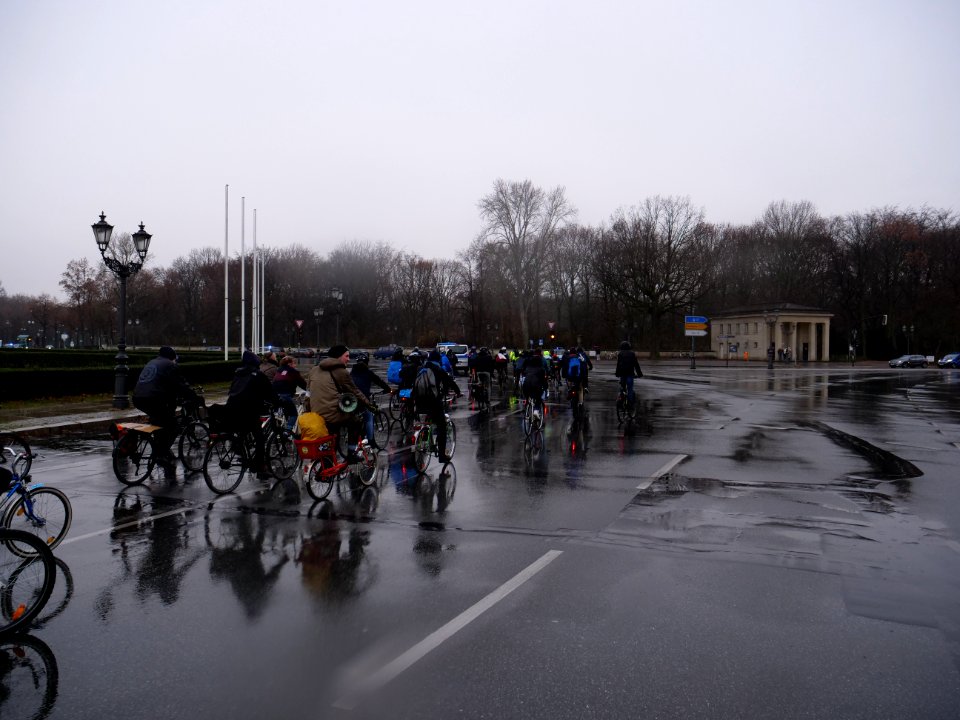 FridaysForFuture protest Berlin 06-12-2019 bicycle demonstration 21