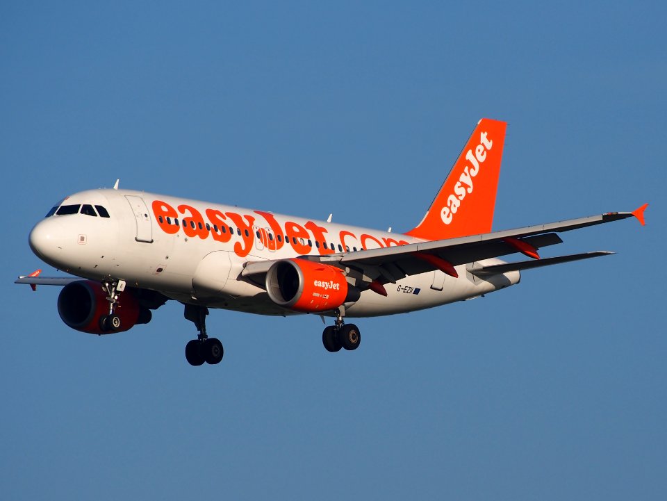 G-EZII easyJet Airbus A319-111 - cn 2471, AMS Amsterdam (Schiphol), pic1