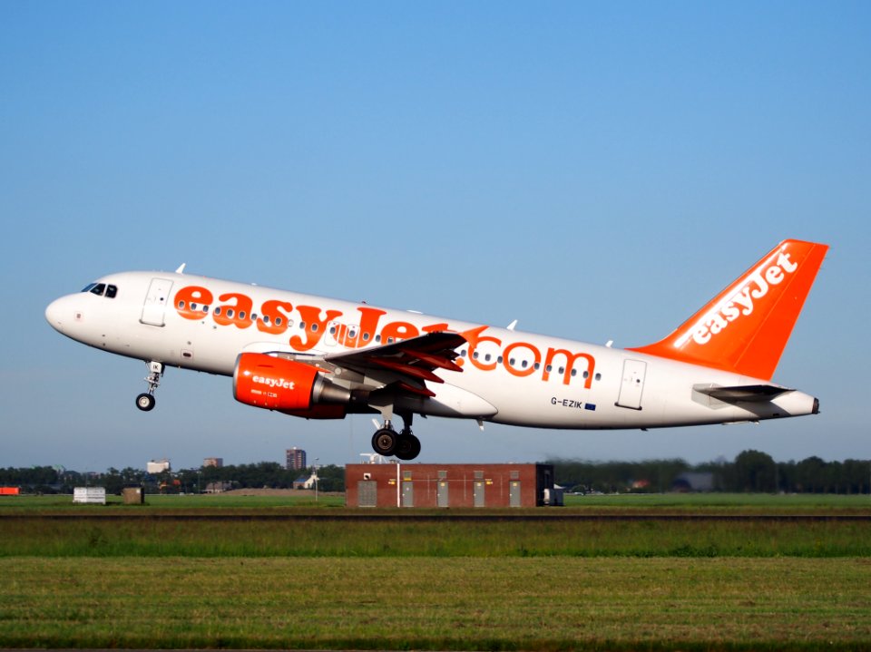 G-EZIK easyJet Airbus A319-111 takeoff from Schiphol (AMS - EHAM), The Netherlands, 11june2014, pic-3
