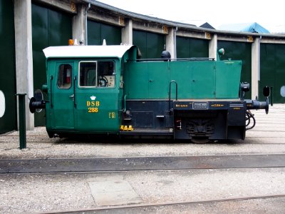 Frichs Diesel shunter DSB 288, pic1