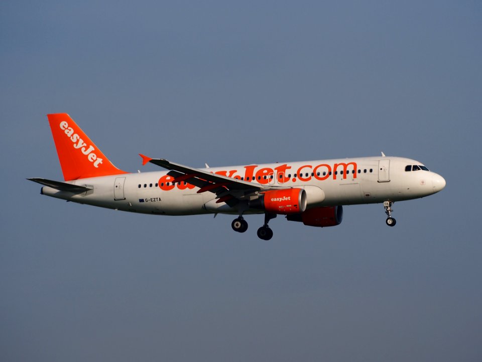 G-EZTA landing at Schiphol (AMS - EHAM), The Netherlands, pic1