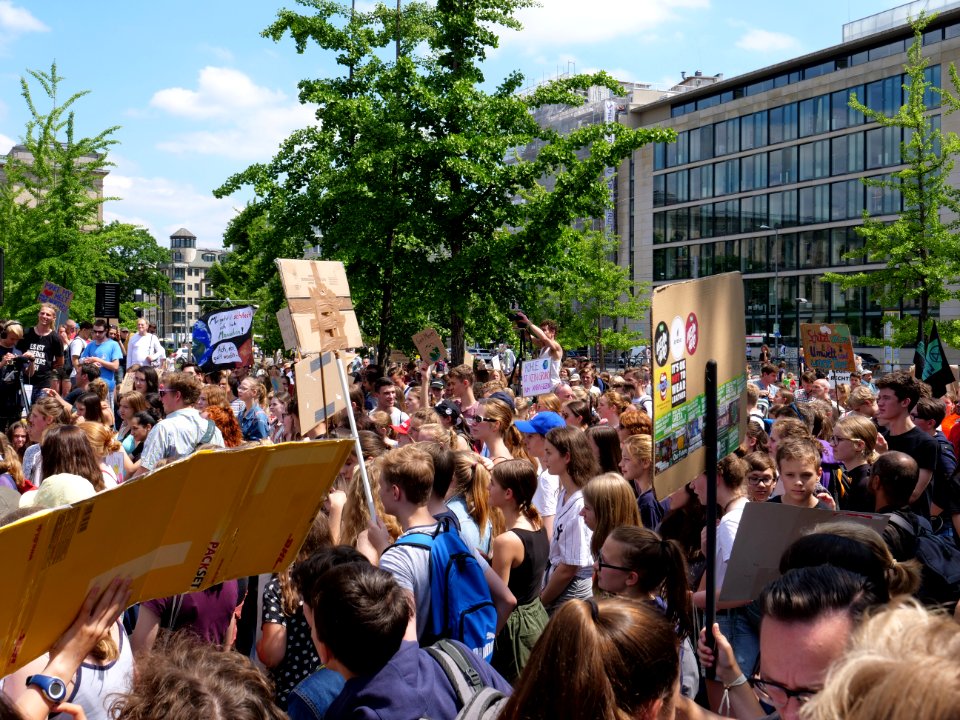 FridaysForFuture protest Berlin 07-06-2019 33
