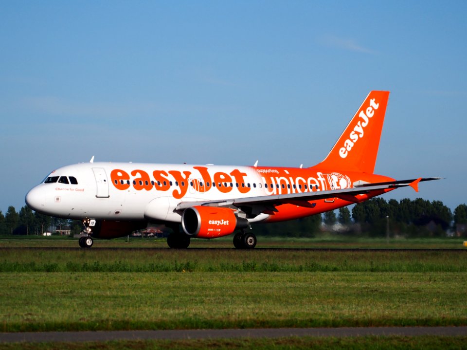 G-EZIO easyJet Airbus A319-111 takeoff from Schiphol (AMS - EHAM), The Netherlands, 11june2014, pic-2