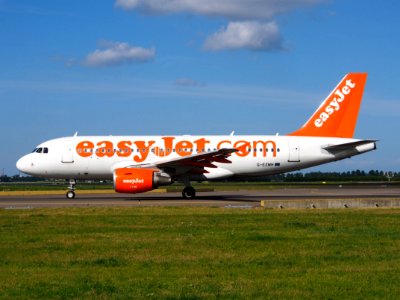 G-EZMH easyJet Airbus A319-111 - cn 2053 pic3