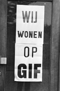 Gifwijk, Merwedepolder, Dordrecht o.a. tekst Wij wonen op gif, Bestanddeelnr 932-2174