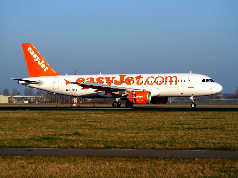 G-EZTR, easyJet Airbus A320-214 - cn 4179, AMS Amsterdam (Schiphol), pic2