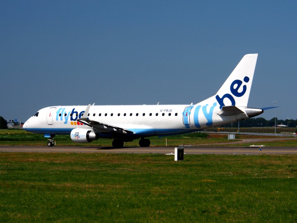 G-FBJG Flybe Embraer ERJ-175STD (ERJ-170-200) - cn 17000344, taxiing 21july2013 pic-006