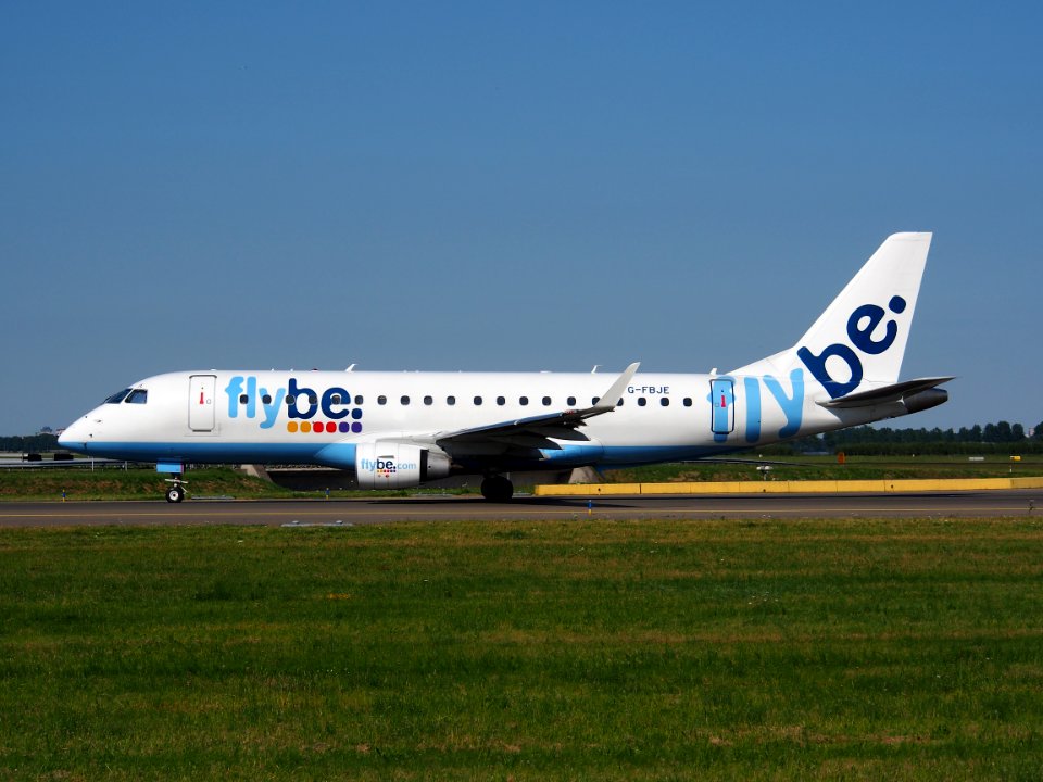 G-FBJE Flybe Embraer ERJ-175STD (ERJ-170-200) - cn 17000336, taxiing 21july2013 pic-004