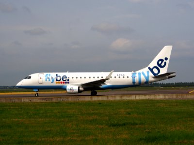G-FBJG Flybe Embraer ERJ-175STD (ERJ-170-200) - cn 17000344 taxiing 14july2013 pic-002
