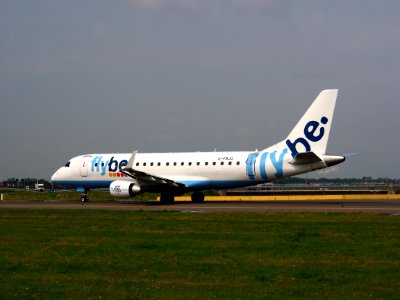G-FBJG Flybe Embraer ERJ-175STD (ERJ-170-200) - cn 17000344 taxiing 14july2013 pic-003