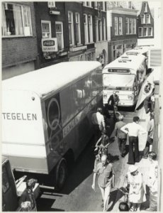 Gierstraat bij de Korte Gierstraat, ziende naar het noorden. NL-HlmNHA 54011718