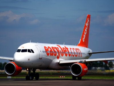 G-EZTX easyJet Airbus A320-214 taxiing at Schiphol (AMS - EHAM), The Netherlands, 18may2014, pic-5 photo