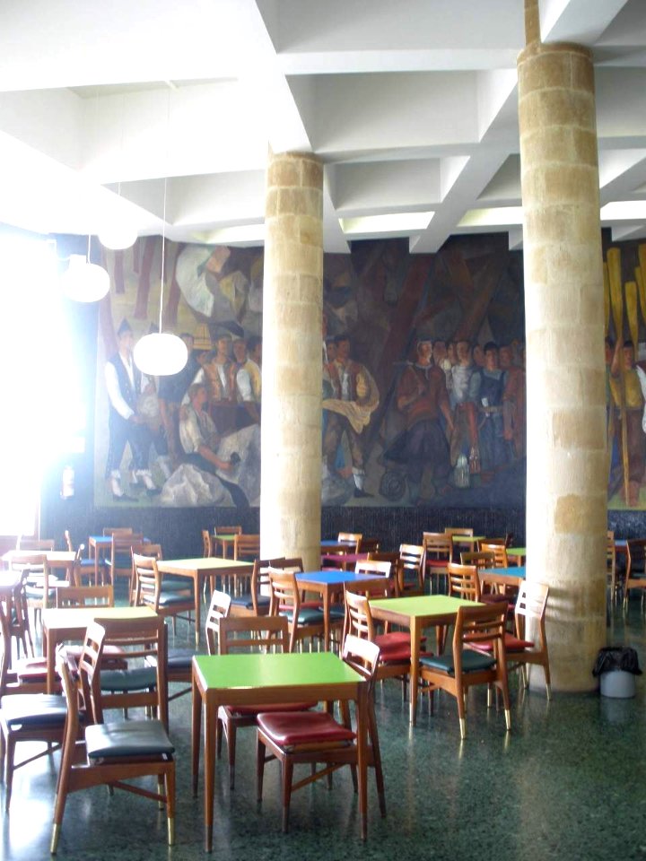 Gijón - Laboral Ciudad de la Cultura (ex Universidad Laboral), cafetería 2