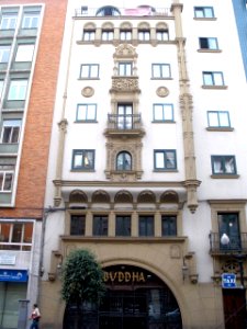 Gijón - Edificio en la calle Marqués de San Esteban, 24
