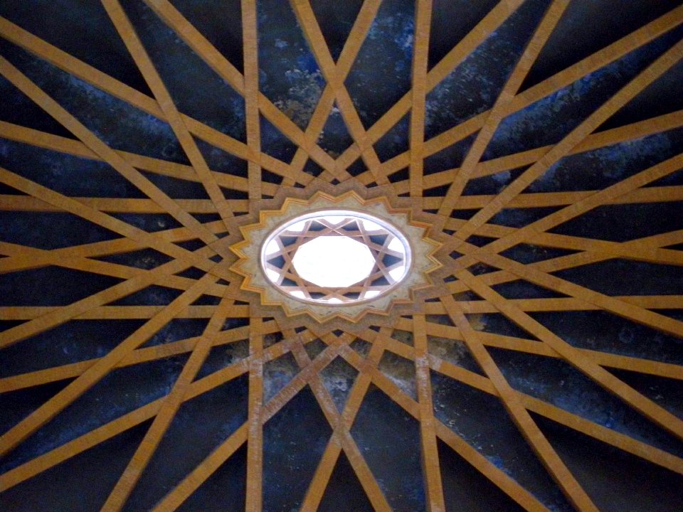 Gijón - Iglesia de la Laboral Ciudad de la Cultura (ex Universidad Laboral), cúpula 02