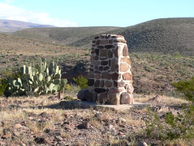 Gila Box, Kearny monument 1