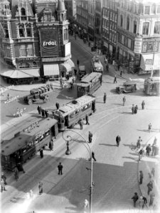 Gezicht op het Muntplein vanaf de Munttoren, Bestanddeelnr 189-0856