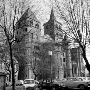 Gezicht op de Dom Sint Peter in Trier, Bestanddeelnr 254-4468