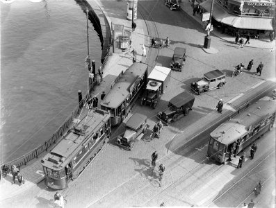 Gezicht op het Muntplein vanaf de Munttoren, Bestanddeelnr 189-0854