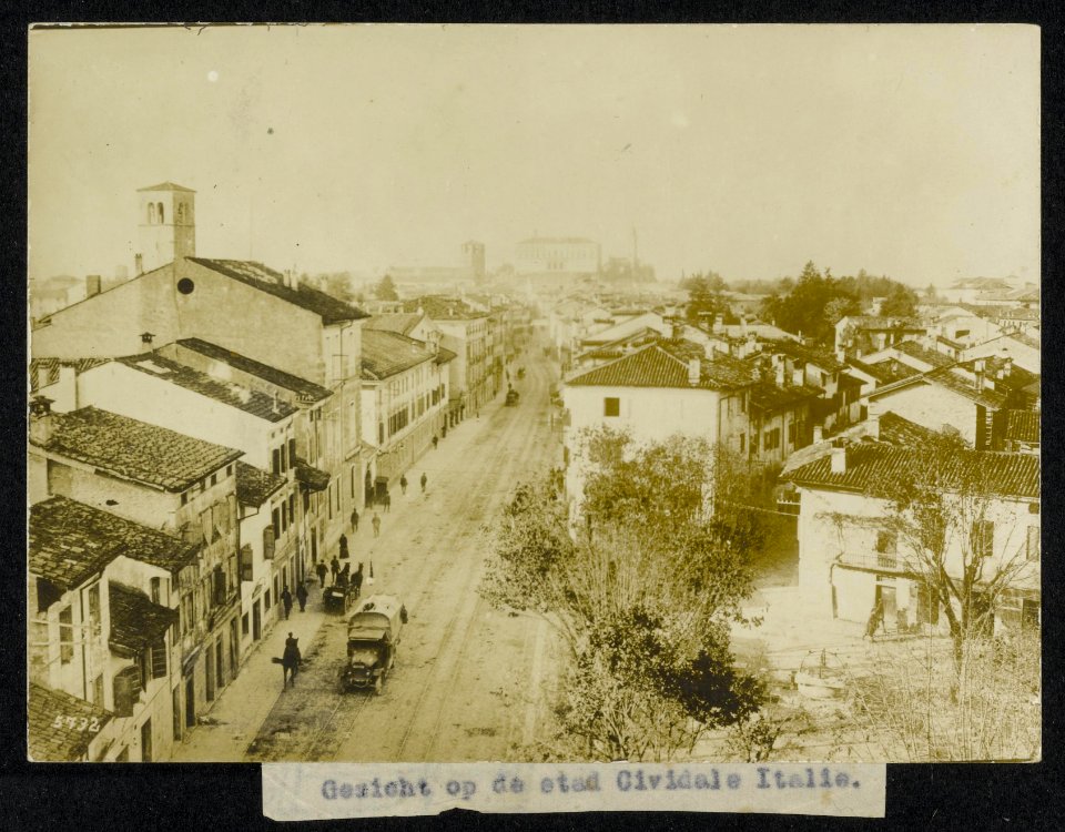 Gezicht op de stad Cividale, Italië., Bestanddeelnr 158-1615