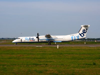 G-FLBD Flybe De Havilland Canada DHC-8-402Q Dash 8 - cn 4259, taxiing 22july2013 pic-004