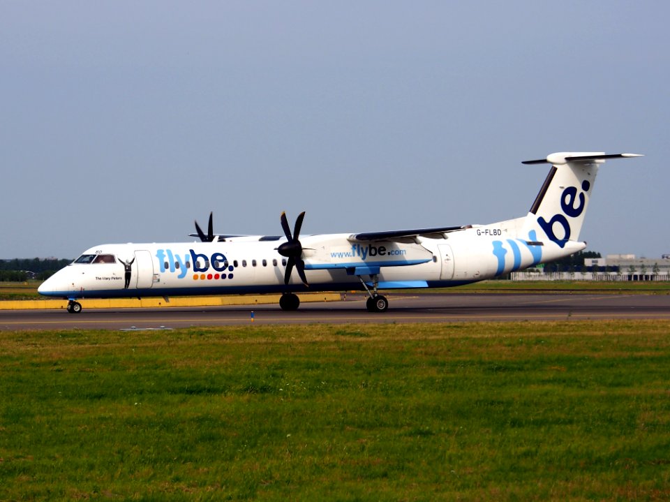 G-FLBD Flybe De Havilland Canada DHC-8-402Q Dash 8 - cn 4259, taxiing 22july2013 pic-002
