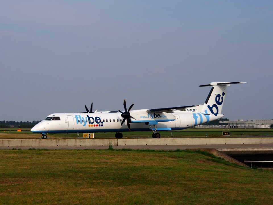 G-FLBE Flybe De Havilland Canada DHC-8-402Q Dash 8 - cn 4261, 25august2013 pic-001
