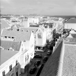 Gezicht op Willemstad op Curaçao, Bestanddeelnr 252-3056