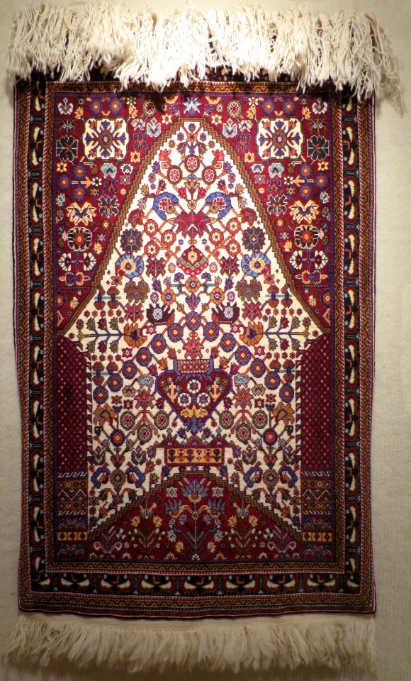 Ghashghai Tree of Life carpet from Shiraz, Iran, wool