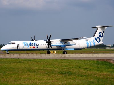 G-FLBD Flybe De Havilland Canada DHC-8-402Q Dash 8 - cn 4259 taxiing 14july2013 pic-001