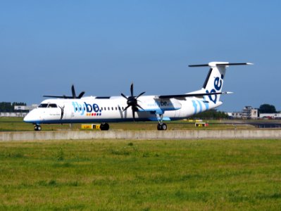 G-FLBD Flybe De Havilland Canada DHC-8-402Q Dash 8 - cn 4259 taxiing 18july2013 pic-001