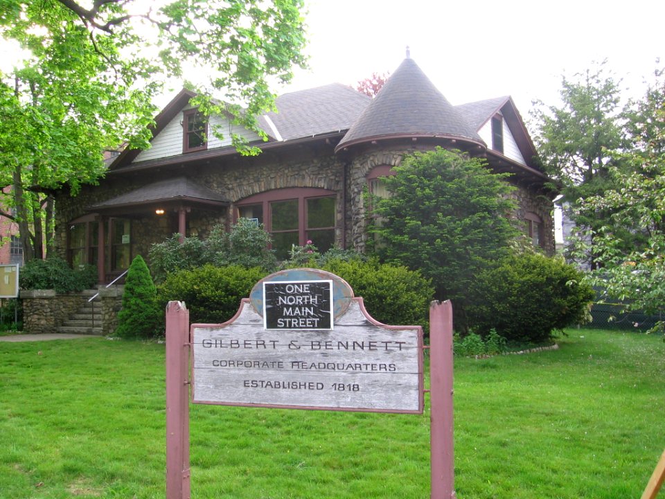 Gilbert and Bennett HQ 003